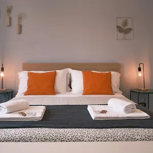 Konukevi 71, Milano